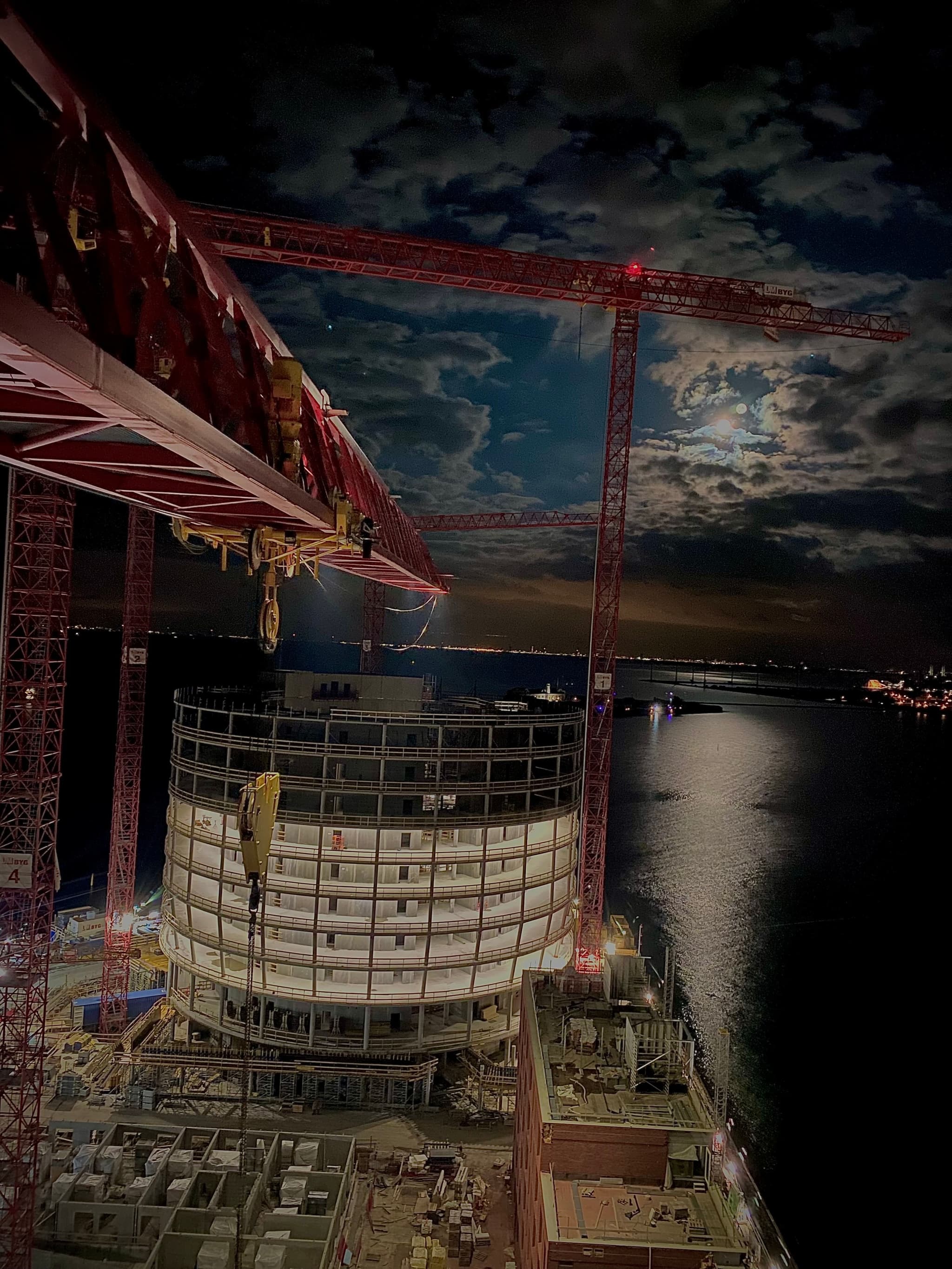 Redmolen, Nordhavn, — KSR Cranes